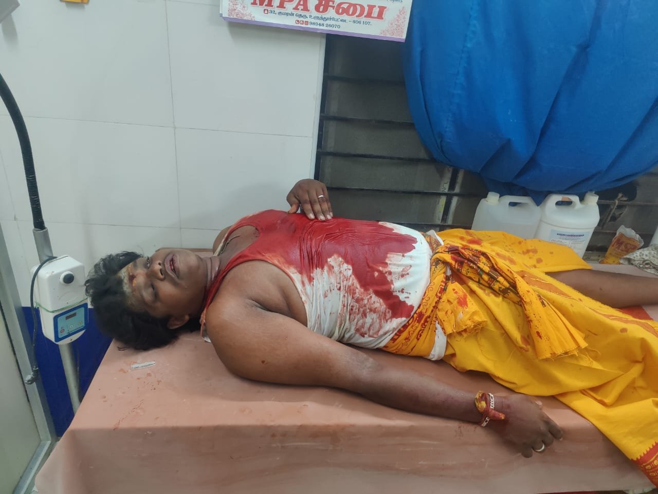 கோவில் திருவிழாவில் இளைஞருக்கு கத்திக்குத்து!