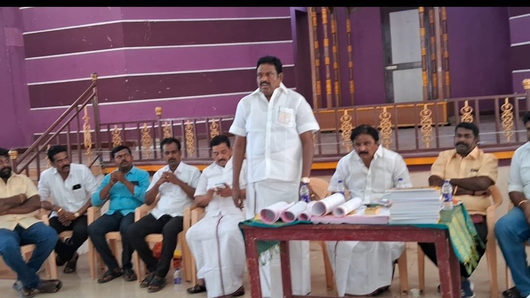 திருநெல்வேலி மத்திய மாவட்டம் சங்கர்நகரில், "ஓரணியில் தமிழ்நாடு" திட்டத்தின் கீழ், திமுகவுக்கு உறுப்பினர்களை சேர்த்த சட்டமன்ற உறுப்பினர்!