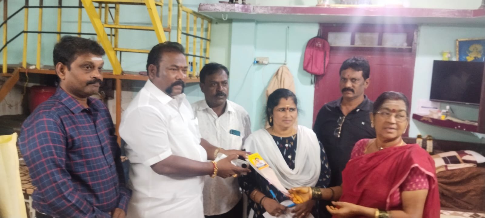 "ஓரணியில் தமிழ்நாடு" – வீடு வீடாக உறுப்பினர் சேர்க்கை நிகழ்வு வெற்றிகரமாக நடைபெற்றது!