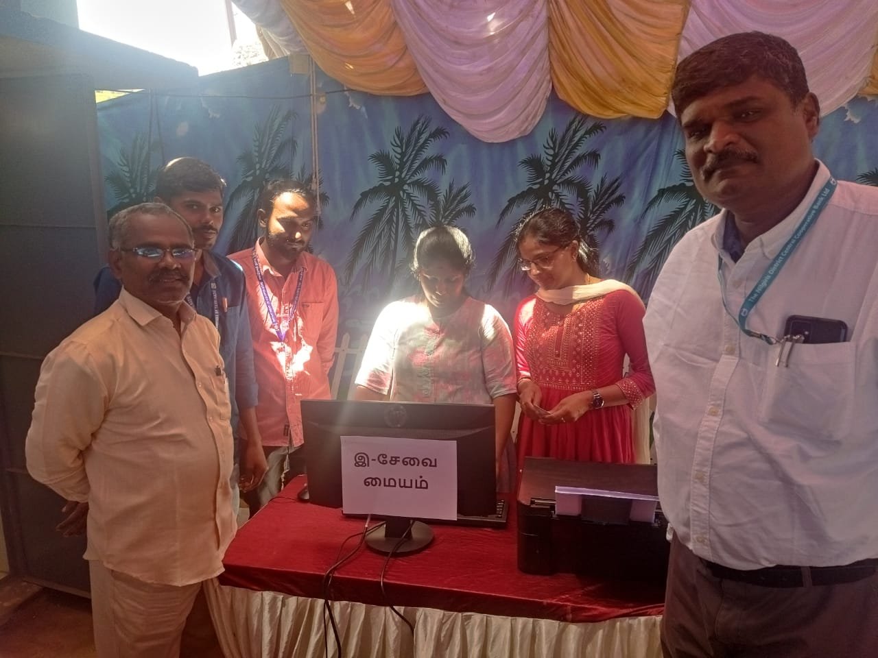 உங்களுடன் ஸ்டாலின் திட்ட முகாம் - இணைப்பதிவாளர் மேற்பார்வையிட்டார்