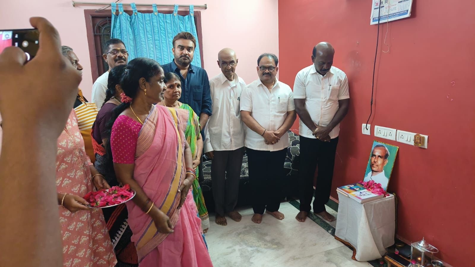 பழம்பெரும் கவிஞர் பூவை செங்குட்டுவன் சென்னையில் காலமானார் !