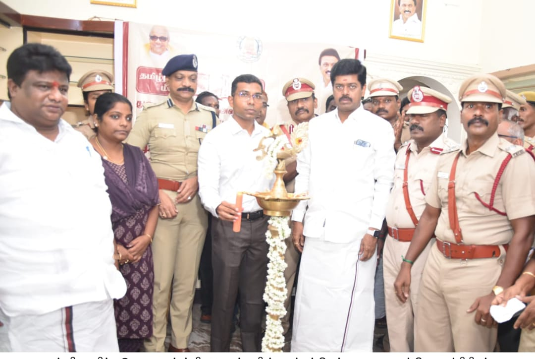 மாண்புமிகு தமிழ்நாடு முதலமைச்சர் திரு.க.ஸ்டாலின் அவர்கள் - காணொளி காட்சி வாயிலாக தீயணைப்பு மற்றும் மீட்பு பணி துறை மண்டல துணை இயக்குனர் அலுவலகத்தை திறந்து வைத்ததார்...