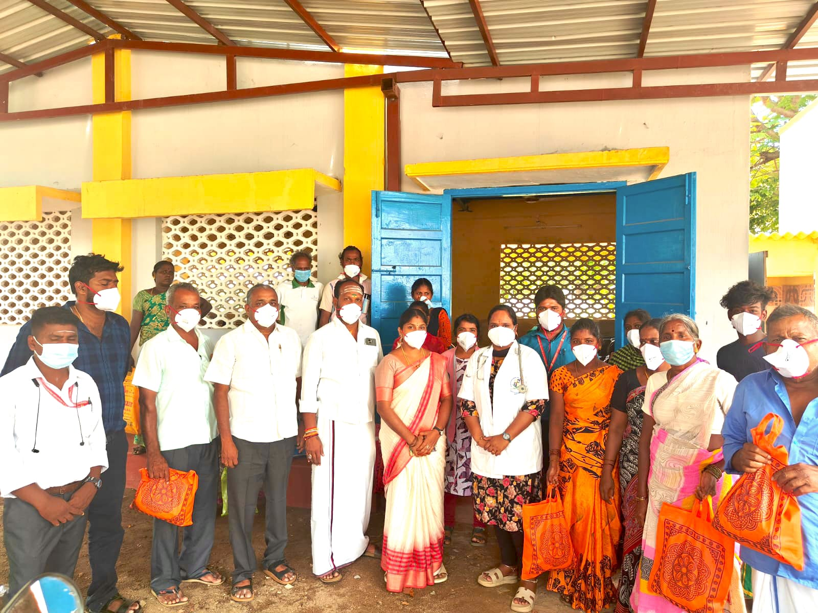 கள்ளக்குறிச்சி மாவட்டம் வாணாபுரம் வட்டம் புதுப்பேட்டை அரசு ஆரம்ப சுகாதார நிலையத்தில் ஊட்ட சத்து பொருட்கள் வழங்கப்பட்டது.