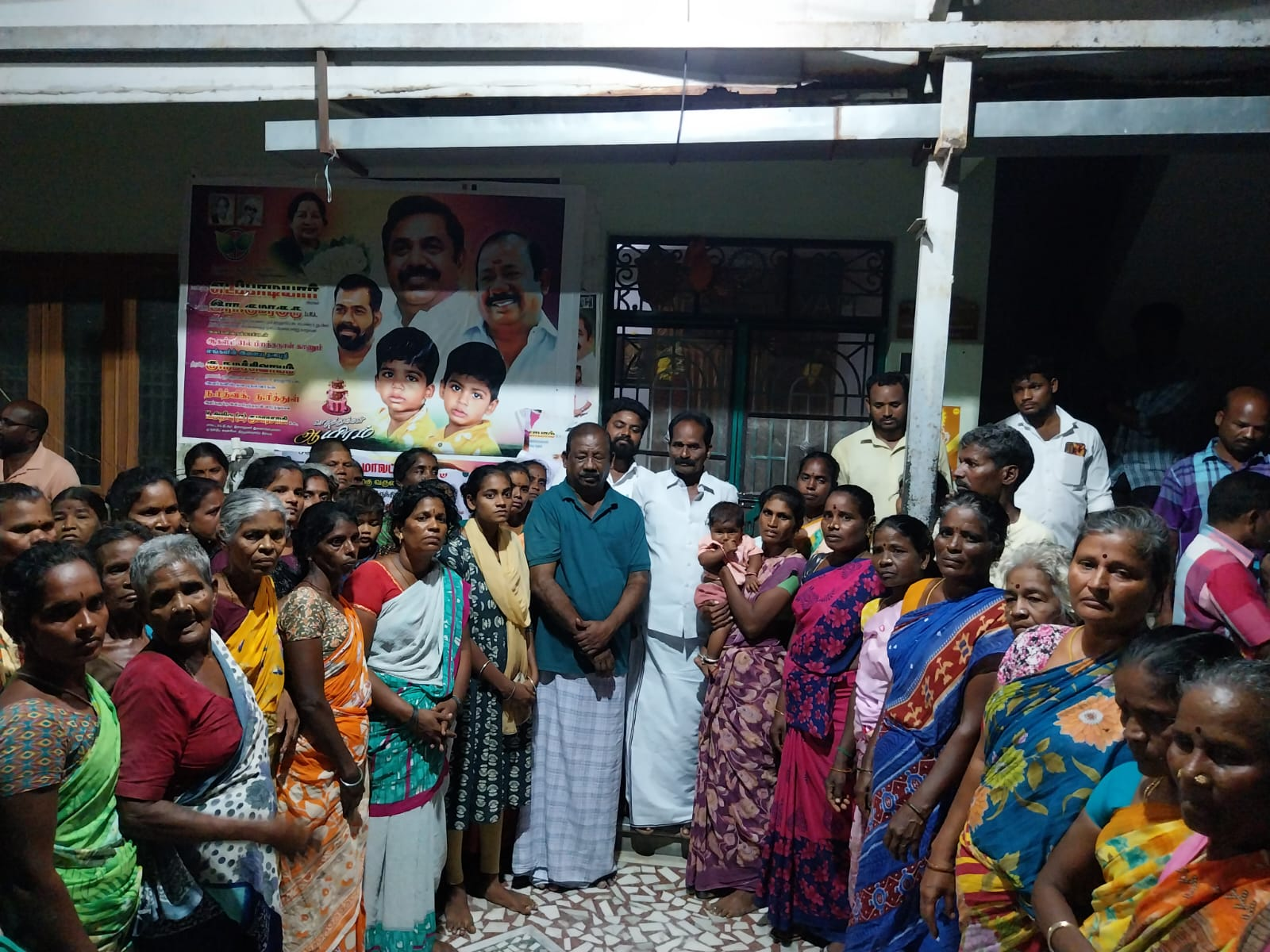 கள்ளக்குறிச்சி மாவட்டம் உளுந்தூர்பேட்டை வட்டம் உளுந்தூர்பேட்டை முன்னாள் சட்டமன்ற உறுப்பினர் மற்றும் திருப்பதி தேவஸ்தான அறங்காவலர் திரு. குமரகுரு சந்திப்பு..