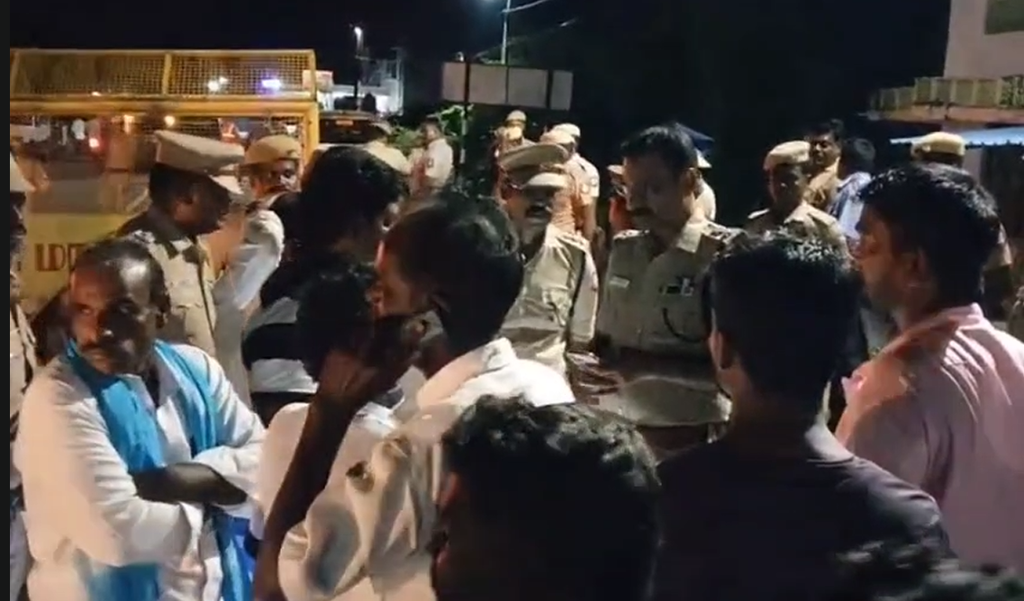 விபத்தில் இளைஞர்கள் உயிரிழப்பு; எஸ் பி விசாரணை...