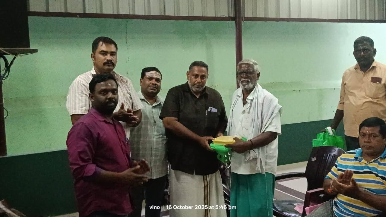 தோவாளை ஒன்றியத்தில் மாற்றுத்திறனாளிகள் மற்றும் முதியவர்களுக்கு தீபாவளி பரிசு வழங்கும் மக்கள் நலக் கழகம்