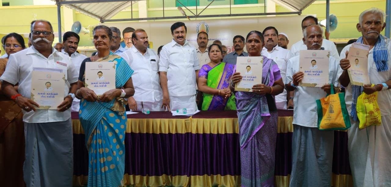 தமிழ்நாடு முதலமைச்சர் மு.க ஸ்டாலின் அவர்கன் உத்தரவின் பேரில் திருப்பூர் மாவட்டம், மடத்துக்குளம் சட்டமன்றத் தொகுதி , மடத்துக்குளம் வட்டாரம், கணியூர், ஸ்ரீ வெங்கடகிருஷ்ணா மேல்நிலைப் பள்ளியில் திராவிட மாடல் அரசின் '' நலம் காக்கும் ஸ்டாலின் '' மருத்துவ முகாம் நிகழ்ச்சி நடைபெற்றது.