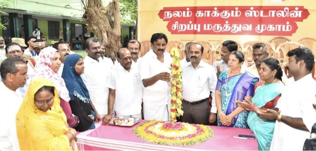 திருநெல்வேலி மேலப்பாளையத்தில், மாவட்ட ஆட்சியர் துவக்கி வைத்த, "நலம் காக்கும் ஸ்டாலின்!" திட்ட, சிறப்பு மருத்துவ முகாம்! நூற்றுக்கணக்கானோர் பங்கேற்று, பயன் பெற்றனர்!
