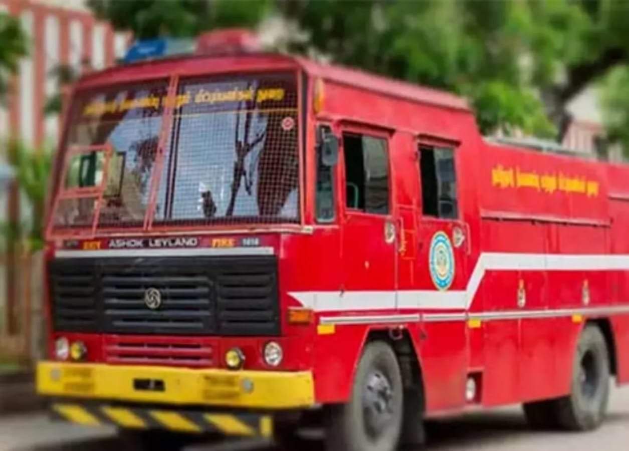 உடுமலை தீயணைப்பு நிலையத்தில் கூடுதல் வாகனங்கள் இல்லாததால் விபத்துகளை தடுப்பதில் சிக்கல்!. பெரும் இழப்புகள் ஏற்படுவதாக பொதுமக்கள் குற்றச்சாட்டு!.