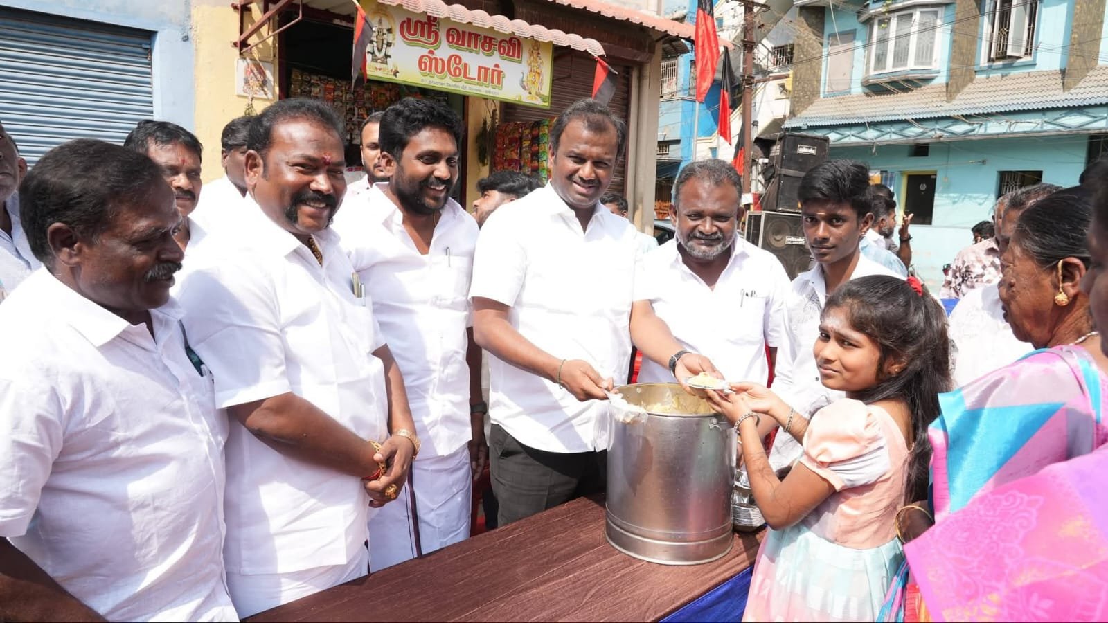 கோவை கெம்பட்டி பகதியில் களைகட்டிய "திராவிடப் பொங்கல் விழா"...