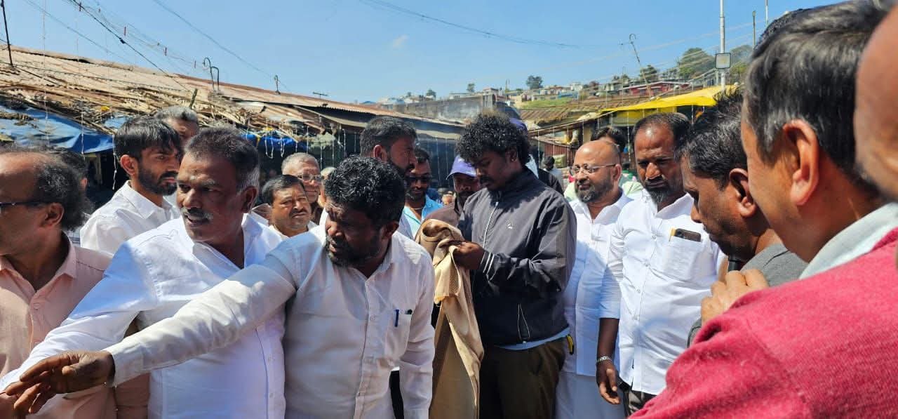 நீலகிரி மாவட்ட உதகைமார்கட்பகுதியில் சமத்துவ பொங்கள்.