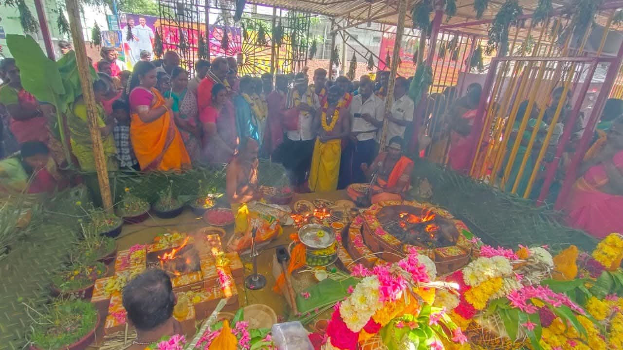 அருள்மிகு ஸ்ரீ தண்டுமாரியம்மன்திருக்கோவிலில் நடைபெற்ற யாகசாலை பூஜை