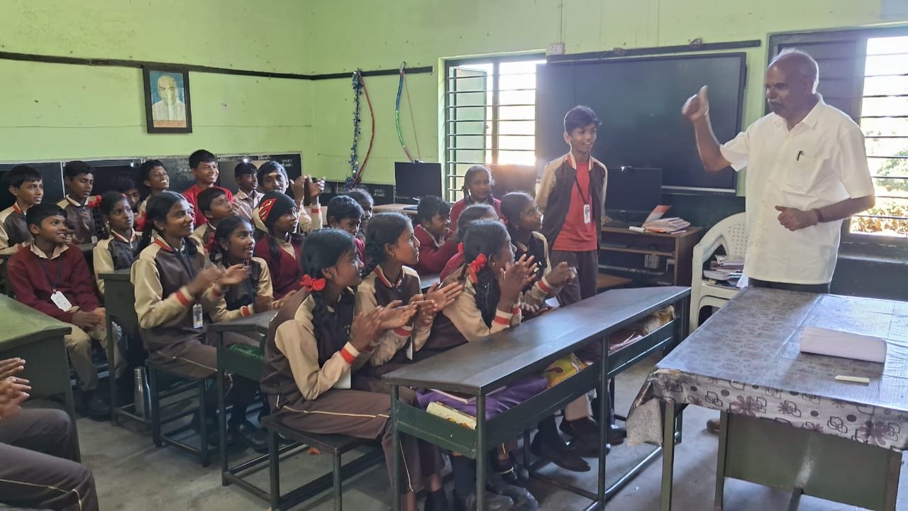 அரசு பள்ளிகளில் அறிவியல் "விழிப்புணர்வு" நிகழ்ச்சிகள்...