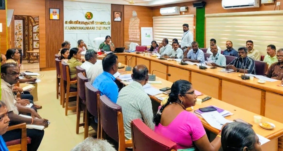 ஆதிதிராவிடர் மற்றும் பழங்குடியினர் நலத்திட்ட உதவிகளை உடனடியாக வழங்க வேண்டும் - அதிகாரிகளுக்கு கன்னியாகுமரி மாவட்ட ஆட்சியர் உத்தரவு...