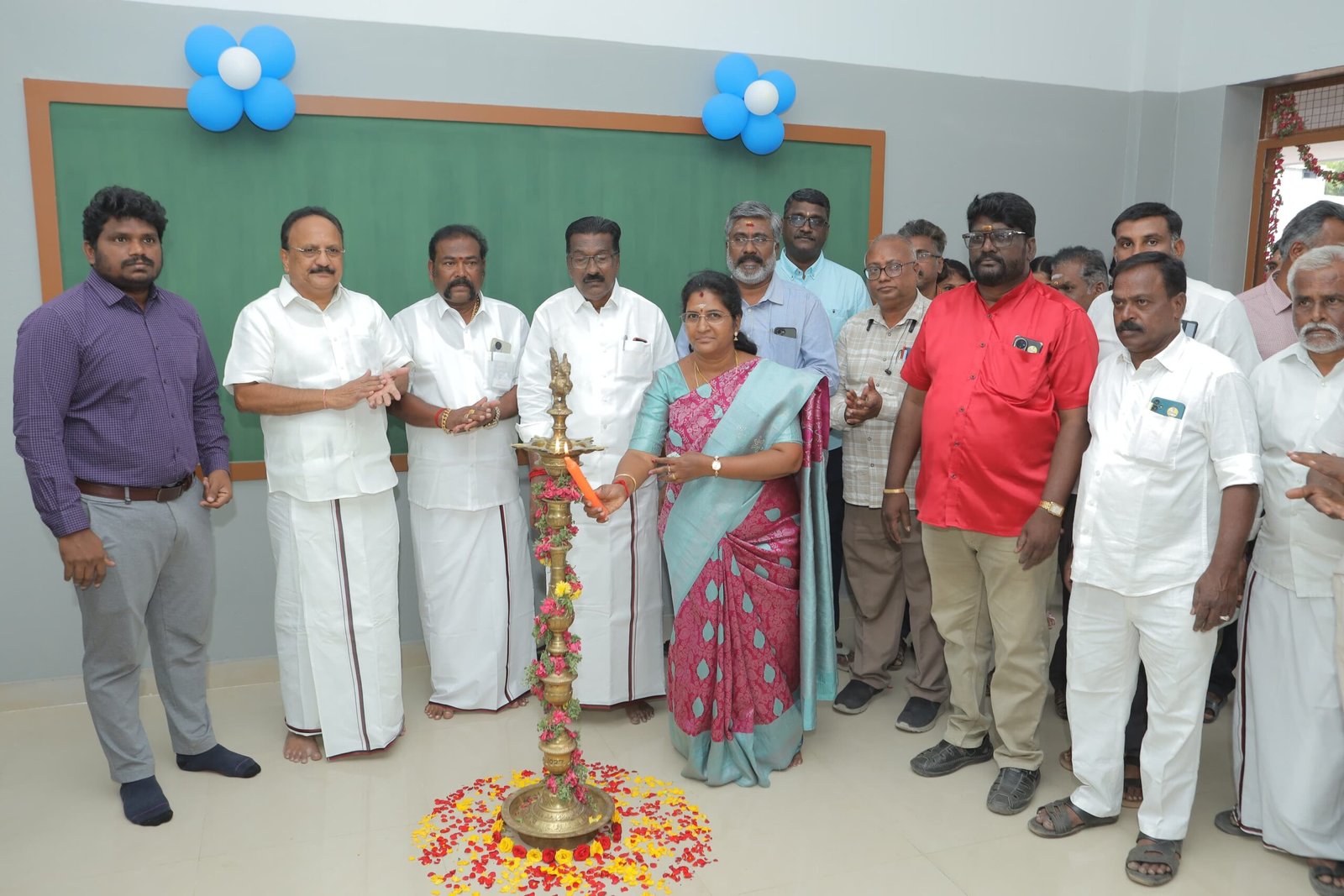 கல்விக்குக் கரம்கொடுக்கும் திராவிட மாடல் அரசு