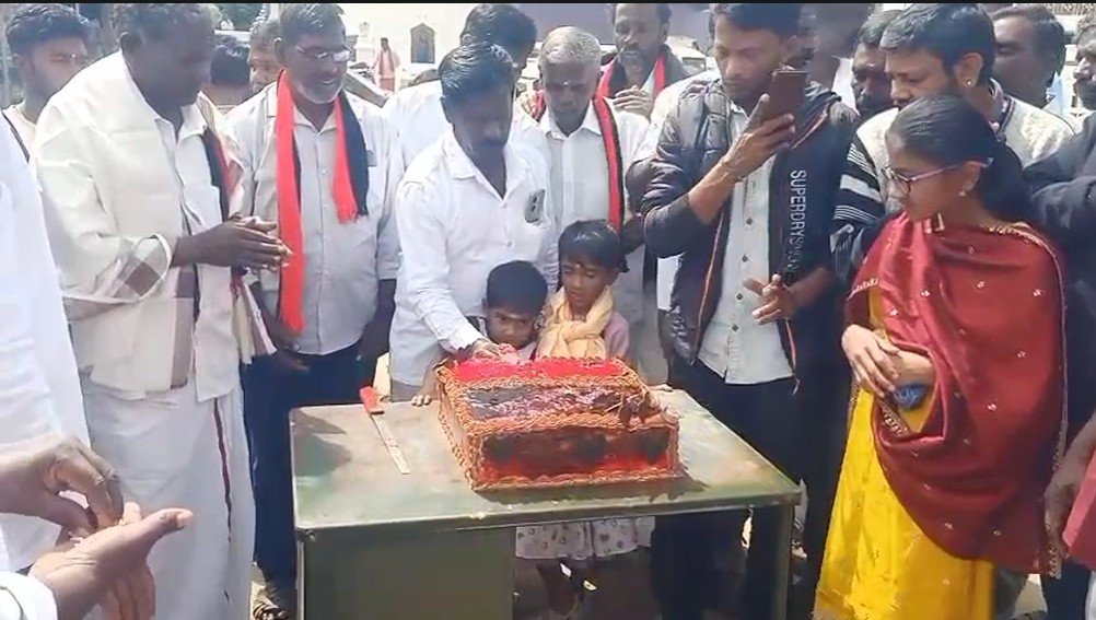 எமரால்டு பகுதியில் தமிழக முதல்வரின் 73 வது பிறந்தநாள் விழா..