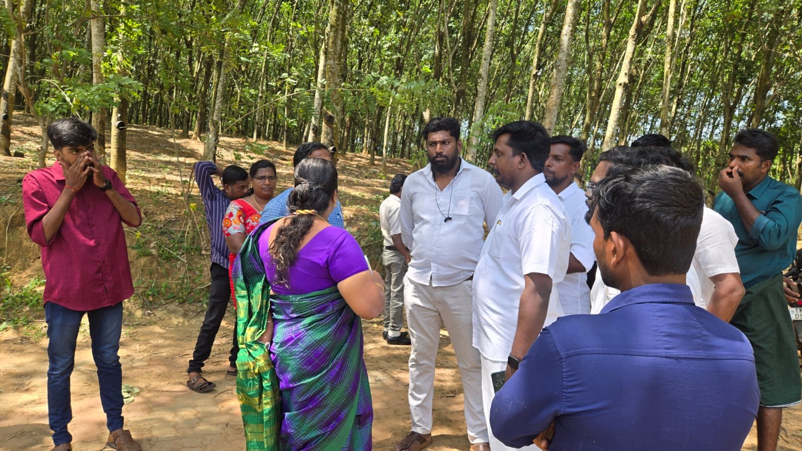 திற்பரப்பில் பொதுமக்களுக்கு இடையூறாக இருந்த பன்றிப் பண்ணை நிரந்தரமாக மூடப்பட்டது.