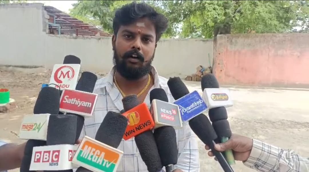 பழனியில் உள்ள சண்முகநதி புனித நதியா அல்லது சாக்கடை நதியா பக்தர்கள் கொந்தளிப்பு..
